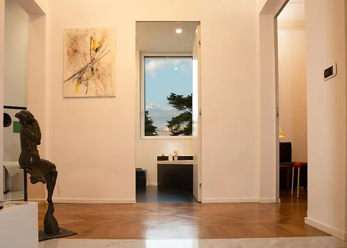 Room In Roma Isole